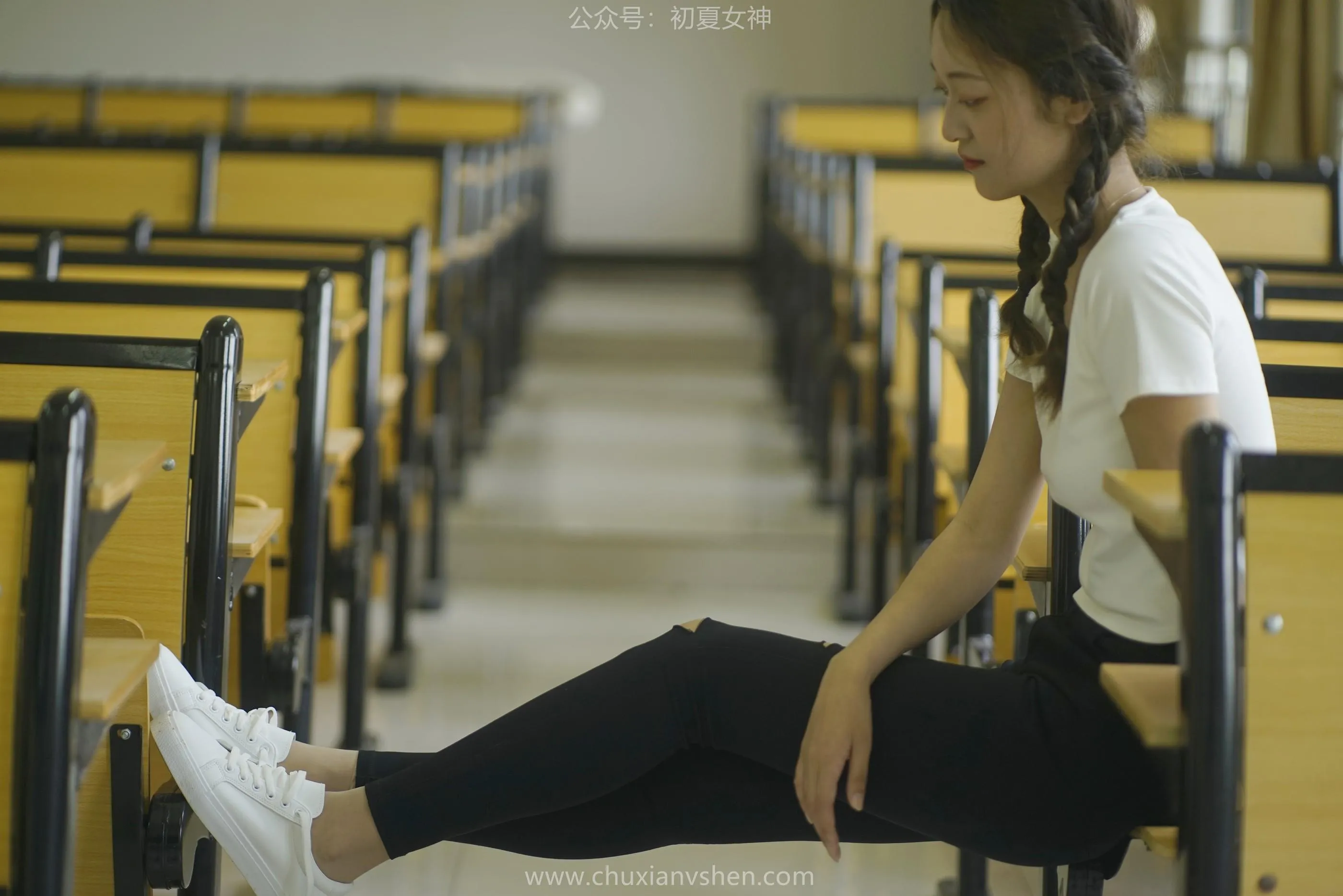 初夏女神 NO.067 依依 邻家女孩-毕业季 [140P]插图6